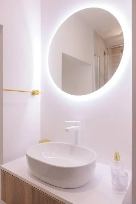 Le Studio Du 21- Coeur De Ville Bourg-en-Bresse 0*,  France