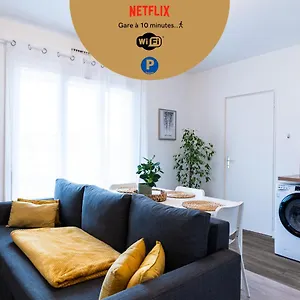 Le Coquet - Balcon - Proche Gare - Parking Apartment